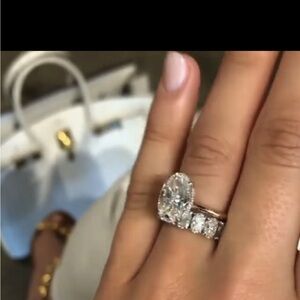 Luxe Gemmes Oval 5ct colorless Solitaire with Petite Band. 18k solid yellow gold